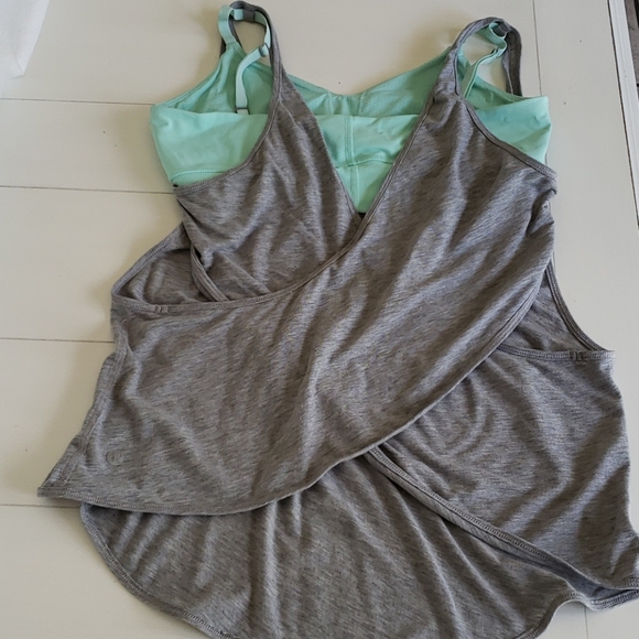 Lululemon Twist and Turn Toothpaste - Picture 9 of 11